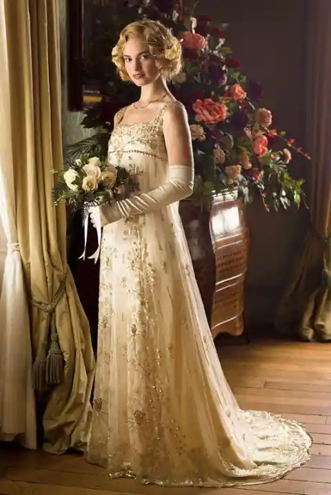 'Downton Abbey': Rose MacClare / Lady Rose Aldridge