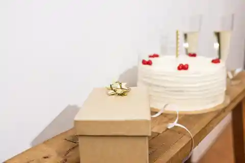 I Kept Declining My Grandpa's Birthday Invitations – Years Later, I Returned and Found Only a Ruined House