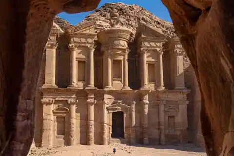 10 Iconic Movie Locations You Can Visit Around the World