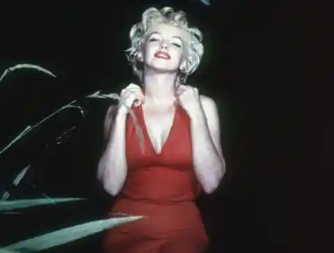 15. Marilyn Monroe – Curves and Confidence