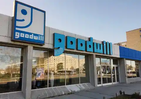 Hidden faces in Goodwill's logo