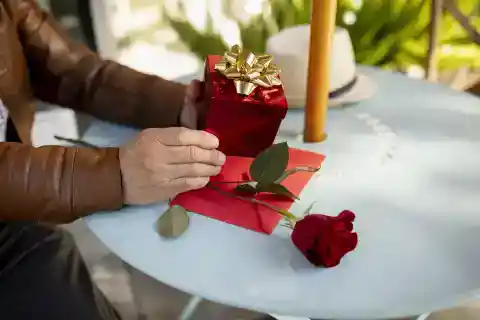 I Was Volunteering on Valentine's Day When I Saw My First Love's Name on the List – So I Delivered His Card Myself