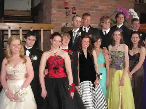 My Classmates Laughed at Me Because I'm the Daughter of a Janitor — but at Prom, My Six Words Made Them Cry