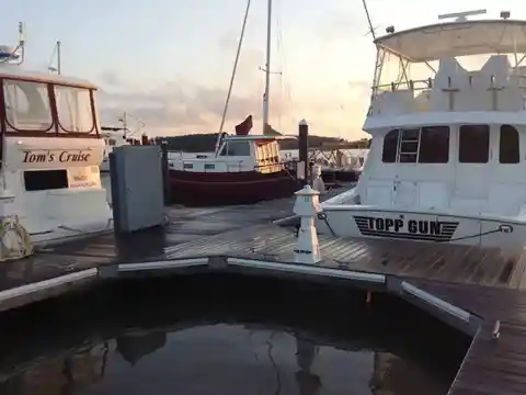 When Two Boats Talk