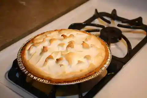 My 14-Year-Old Daughter Baked 40 Apple Pies for the Local Nursing Home – I Started Shaking When Two Armed Officers Knocked on My Door at Dawn