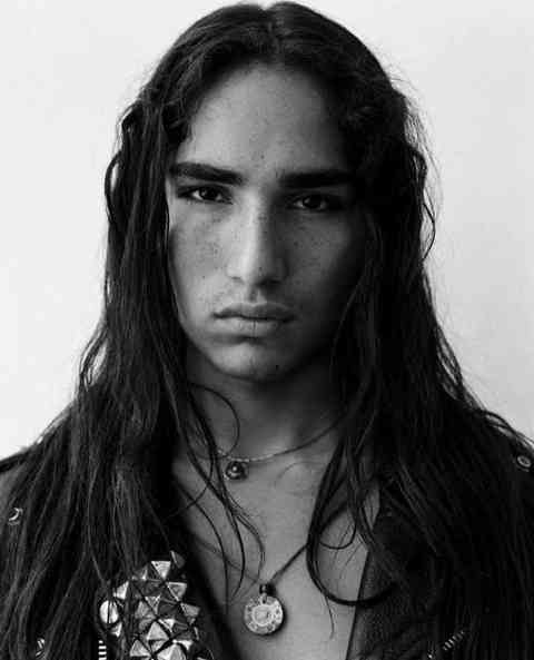 Androgynous Face of Willy Cartier