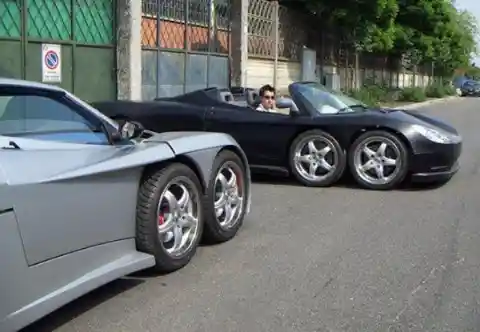 Six-wheeled Italian Sports Cars