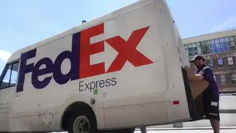 The FedEx logo