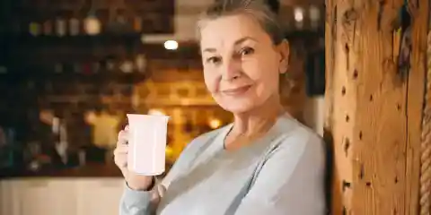Entitled Woman Called Me, a 72-Year-Old Waitress, 'Rude' and Walked Out on a $112 Bill – I Showed Her She Picked the Wrong Grandma