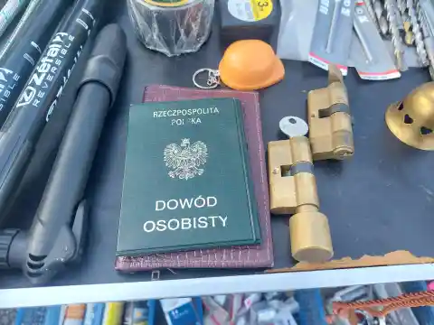  Deceased People’s Passports