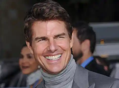 Quale religione ama promuovere Tom Cruise?