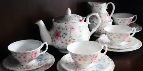 Grandma Dropped Her Vintage Tea Set the Moment She Saw My Fiancé's Blue Eyes – Then She Showed Me His Face in a 1950s Photo Album