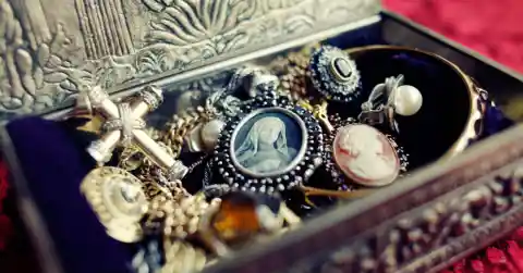 The Jewelry Box