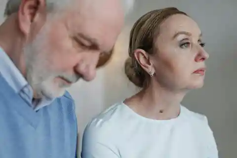 I Showed Up at My Parents' for Easter Only to Find Out My Older Sister Kicked Them Out and Made Them Live in Their Own Garage – It Was Her Biggest Mistake