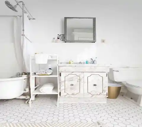 Don't Overlook Any Small Area In Bathroom