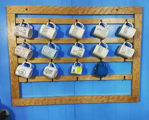 DIY Mug Display