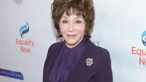 Lynda Resnick - Net worth: $5.3 billion 