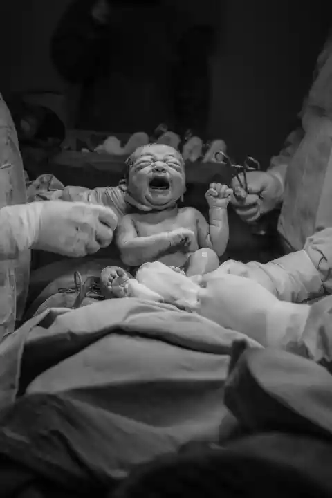 My Newborn Was Screaming in the ER When a Man in a Rolex Said I Was Wasting Resources – Then the Doctor Burst Into the Room and Stunned Everyone