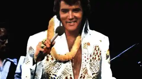 What was the name of the Las Vegas concert residency that Elvis performed?