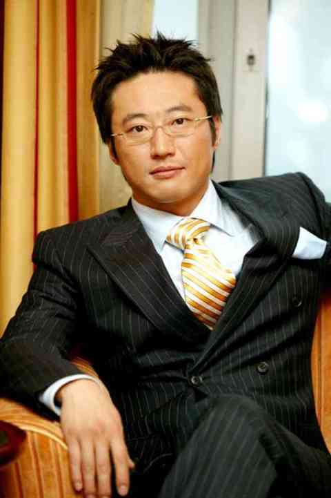 Park Shin Yang