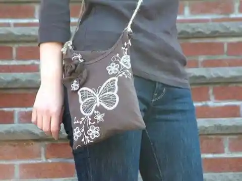 T-shirt Pouch