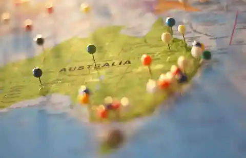 They Met In Australia