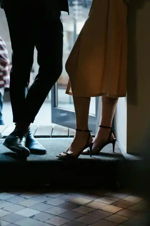 I Caught My Husband Cheating with My Younger Half Sister – I Didn't Scream, Just Invited Her Over the Next Day