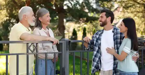 Consulting a Neighbor