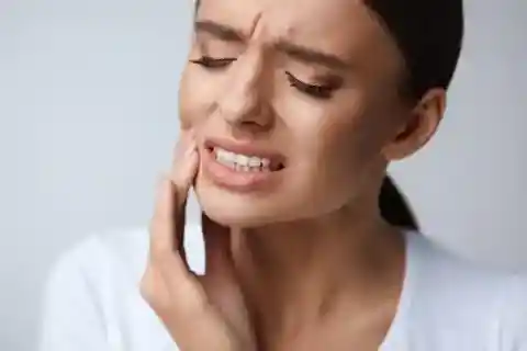 23. Persistent Jaw Pain