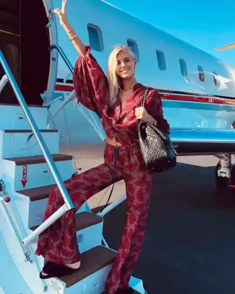 Off to somewhere warmer with Devon Windsor