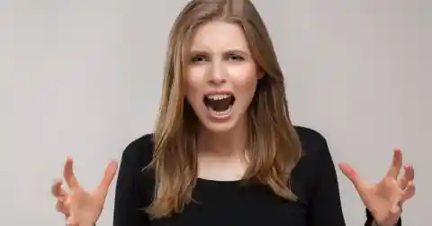 The Moment She Remembered Who She Was