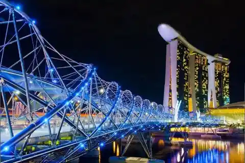 Helix Bridge – Singapore