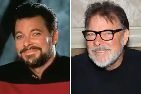 Jonathan Frakes as William T. Riker