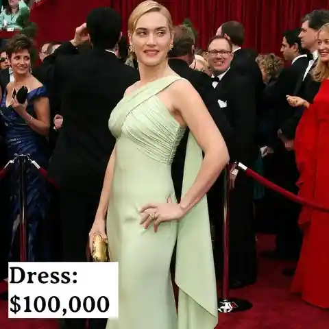 Kate Winslet in Valentino