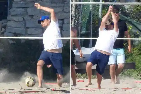 Leonardo DiCaprio como jugador de voleibol