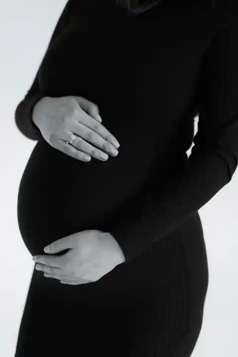 At 35 Weeks Pregnant, My Husband Woke Me up in the Middle of the Night — What He Said Made Me File for Divorce
