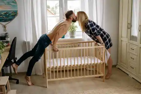At 35 Weeks Pregnant, My Husband Woke Me up in the Middle of the Night — What He Said Made Me File for Divorce
