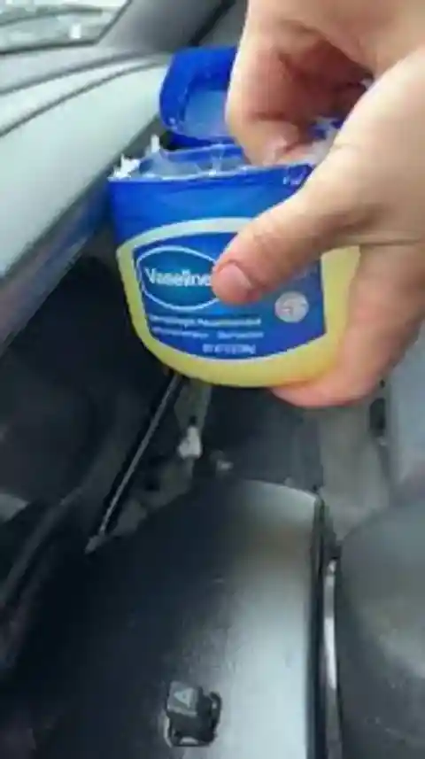 How to take care of genuine and synthetic leather