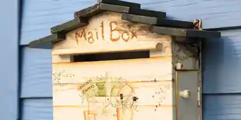 My Son Built a New Mailbox for Our Elderly Neighbor to Help Her Reunite with the Man She Never Stopped Loving – What We Found Inside a Few Months Later Left Us Speechless