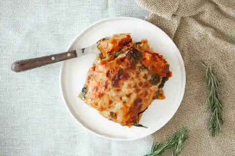 My Husband Sent Photos of Every Meal I Cooked to His Mom for 'Her Review' — So I Decided to Teach Them Both a Lesson