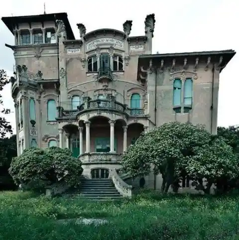 Abandoned Villa - Savona, Italy