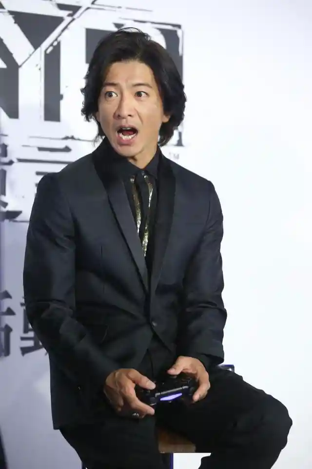 Kimura Takuya: Estimated at millions of dollars